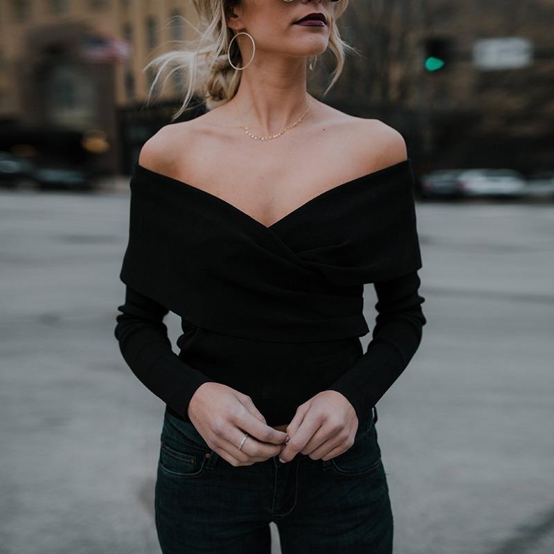 A Stylish V-Neck With An Off-The-Shoulder Knit Top